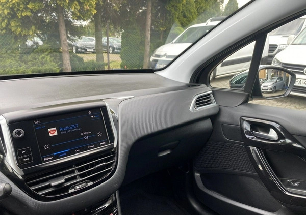 Peugeot 208 cena 35900 przebieg: 123000, rok produkcji 2017 z Dobczyce małe 562